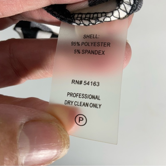 Calvin Klein NWT’s Sleeveless Draped Neckline Black White Polka Dot Blouse Sz M - Picture 14 of 15